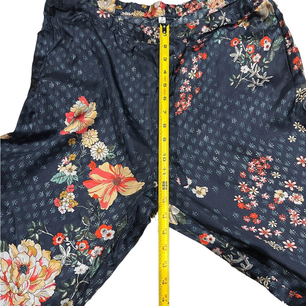 Johnny Was Ludios Silk PJ Set New With Tags, Size M. Retails for $288 - Picture 12 of 16